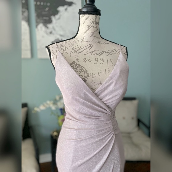 Sparkly formal dress sz 8 - Picture 3 of 4